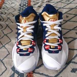 Air Jordan Zion (GS) 5.5